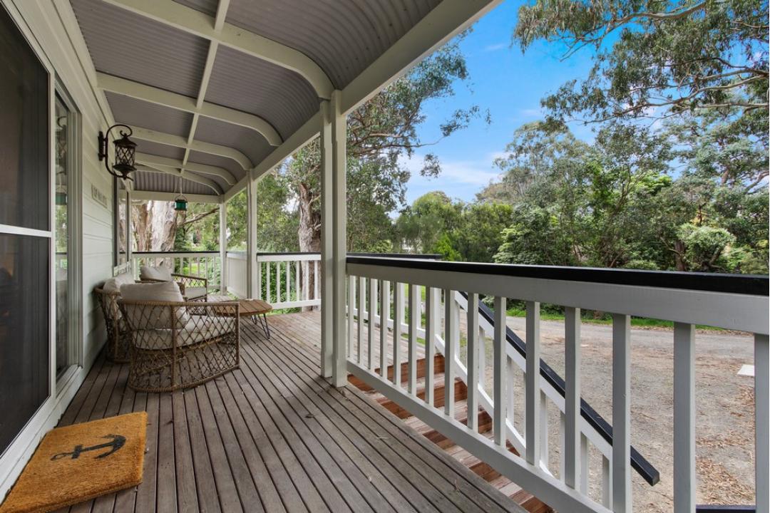 Metung Holiday Rentals Cliff House Cottage