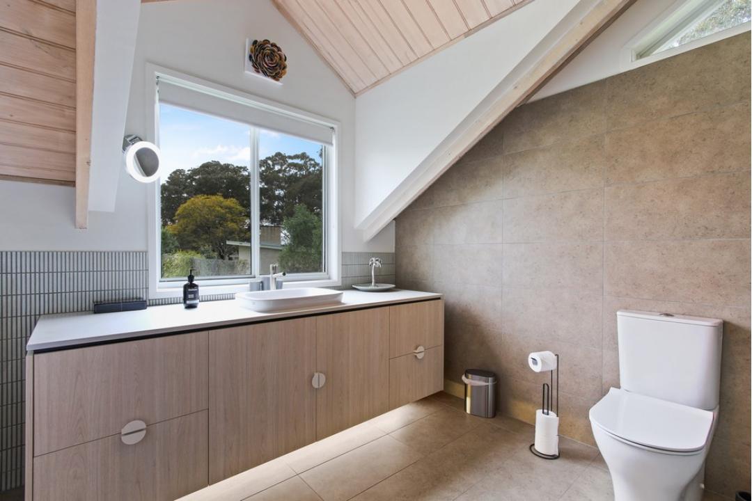 Metung Holiday Rentals Cliff House Cottage