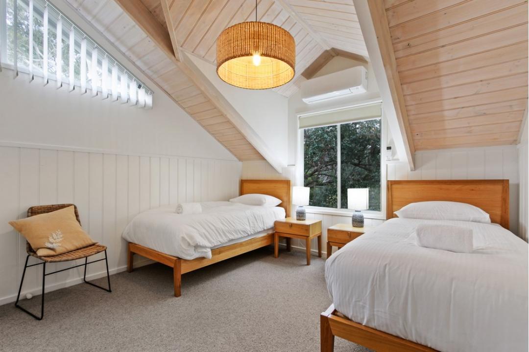 Metung Holiday Rentals Cliff House Cottage